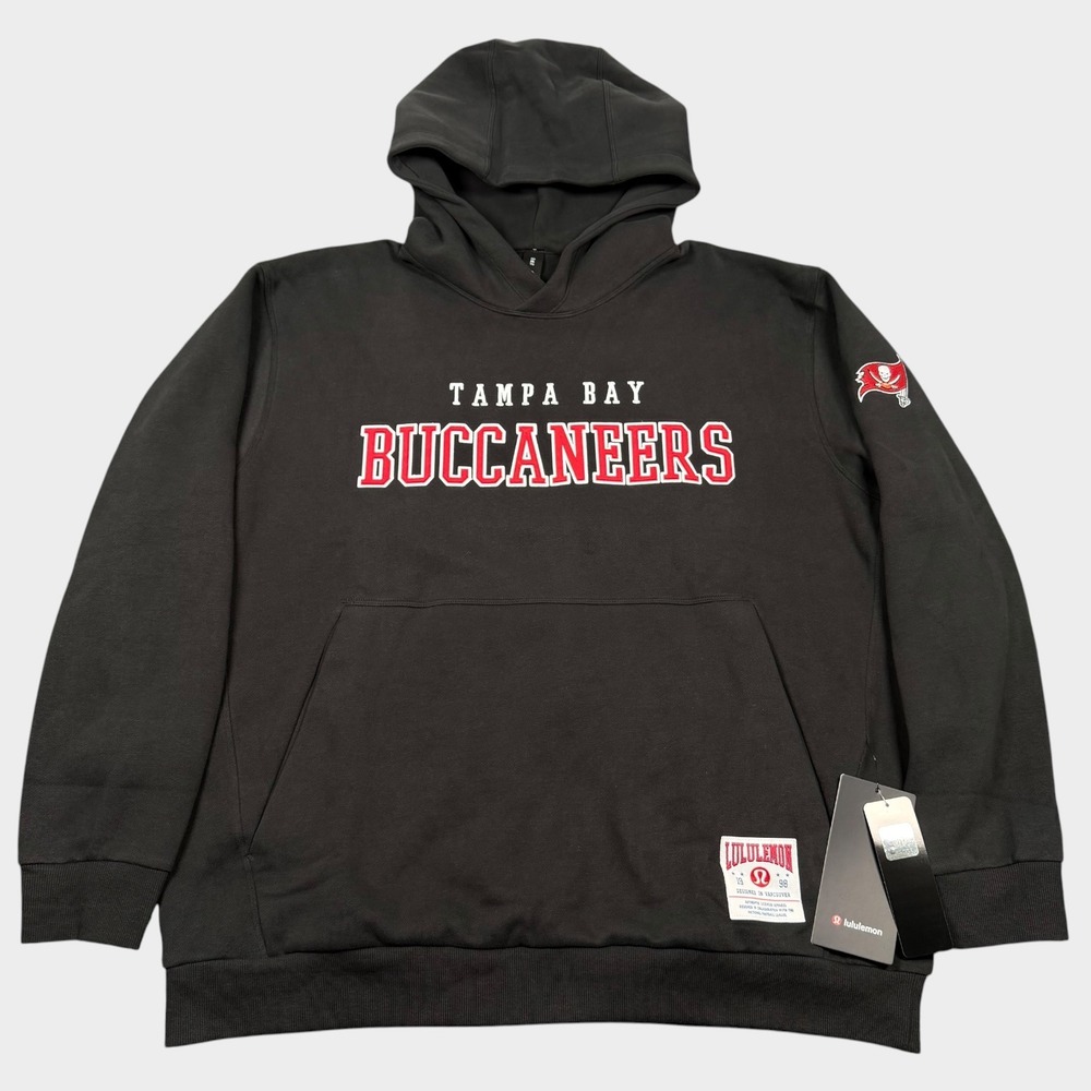 Lululemon Tampa Bay Buccaneers Hoodie Men XL Black NFL Steady State Pullover NWT